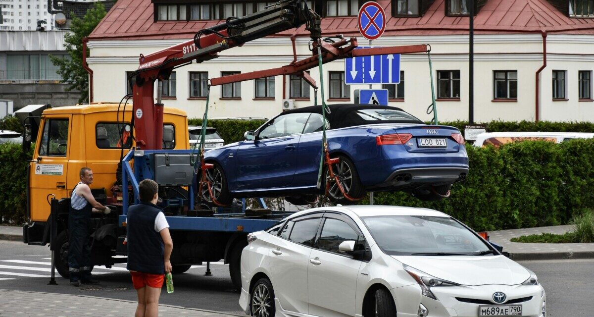 The Ultimate Guide to Hiring Affordable Tow Trucks Without Sacrificing Quality